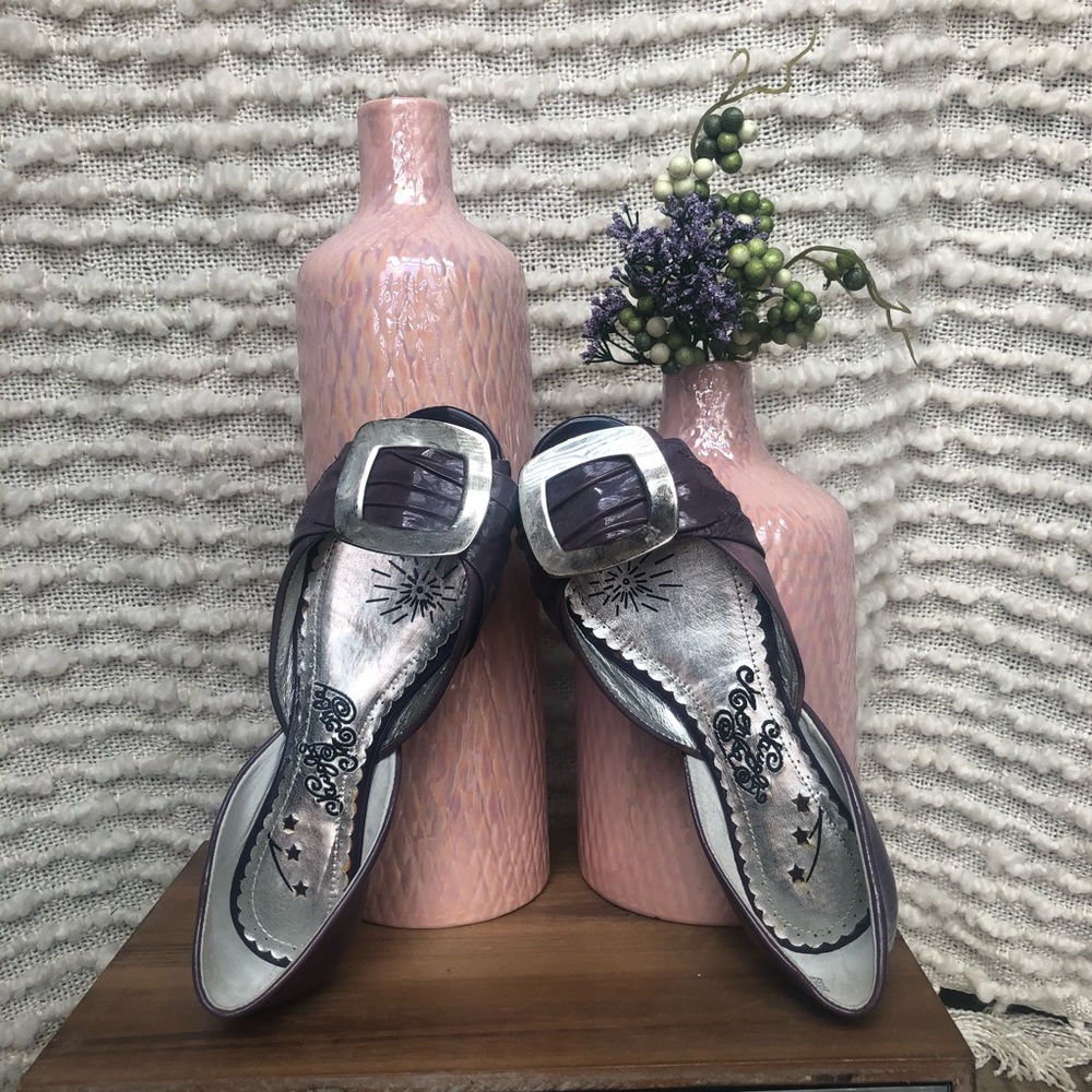 Naughty Monkey Purple Flats, Size 6